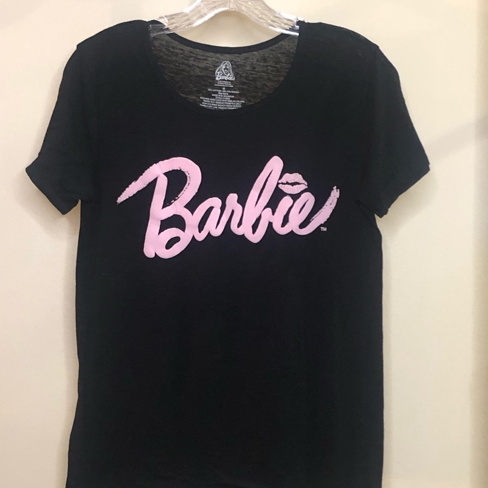 Black and pink Barbie shirt sleeve t shirt size M